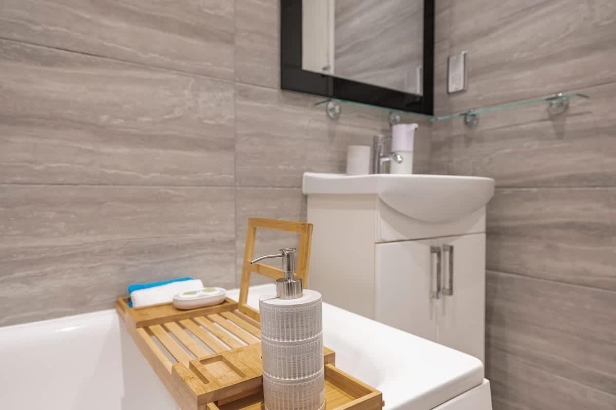 Stylish 1-bed Luxury Retreat Apartment *