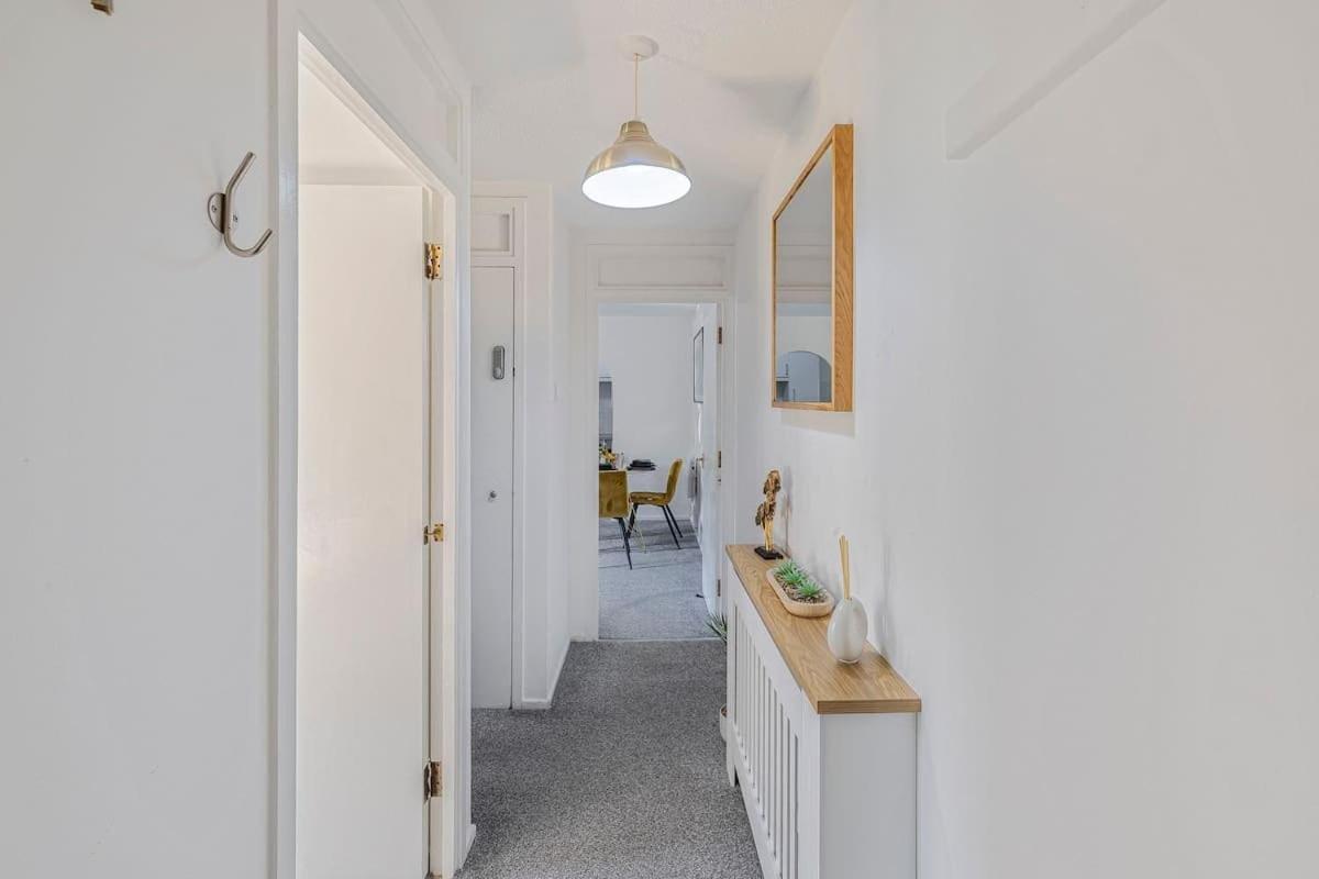 Stylish 1-bed Luxury Retreat * London